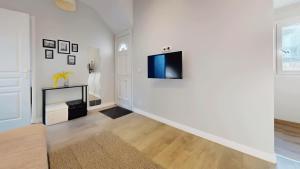 Appartements Appartement pro uniquement pas touristes ou familles : photos des chambres