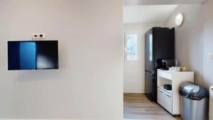Appartements Appartement pro uniquement pas touristes ou familles : photos des chambres