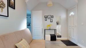Appartements Appartement pro uniquement pas touristes ou familles : photos des chambres