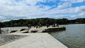 Appartements Appartement pro uniquement pas touristes ou familles : photos des chambres