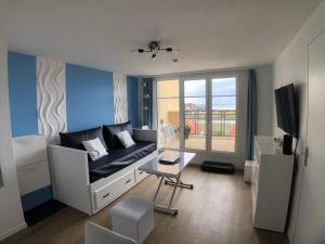 Appartements DIVINE MARINA vue mer - Piscines : photos des chambres
