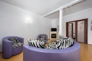 Central Apartament Predeal Nr 6 - Азуга