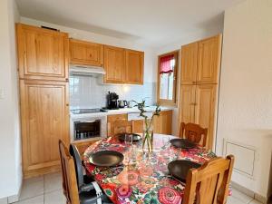 Grand T3 familial au cœur de Samoëns avec parking et wifi - FR-1-624-148
