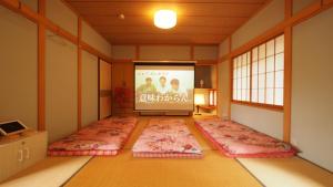 お湯掛け流し『草津温泉湯畑』徒歩圏内※温泉街を大勢で遊びたい & 癒されたい