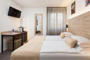 Economy Double Room room in Hotel Du Lac