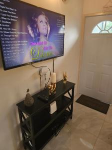 Sunset Paradise Home - 4hvězdičkové hotely ve městě Discovery Bay