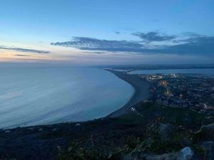 Cove Garden Grade II Cottage