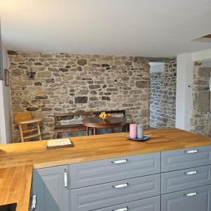 Maisons de vacances Maison lumineuse entre mer et campagne 6 personnes : photos des chambres