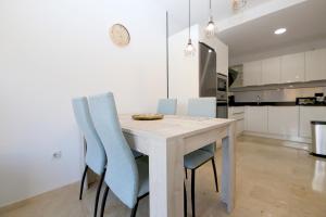 Estepona Port Luxury Apartment ORION