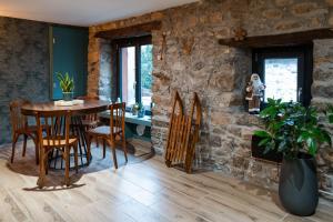 Chalet Le René-Sens - 5 pers - Grande terrasse - bain nordique SPA - Piscine