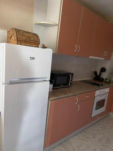 Central Flat- 6 People- Chataldja