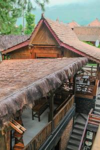 AAA, Omah Kayu, Exclusive Bromo Tour Villa, Managed by Triple A Tour, Including Bromo Jeep Tour and Airport Shuttle