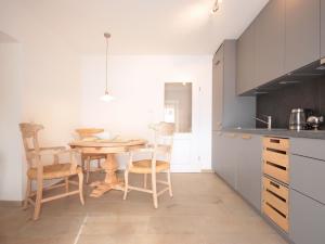 Guade Stub’n – WALLY