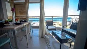 Mellieha Bay 3 Bedroom Apartment ''Coastal Comfort'' - L-Aħrax tal-Għajn