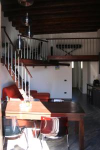 House of Yvanesse