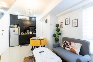 A2J Luxury 3BR BGC Loft Near Malls and Airport