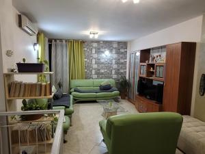 Promenade 3-Bedroom apartment with large balcony.