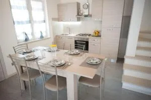 CASA GEMMA - Big Family House with Free Parking - Raldon