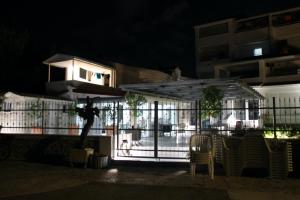 Apartments Lord Pirovac