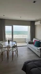 Quequen frente al mar con pileta climatizada - Puerto Quequén