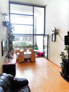 Seine Front Room Lib. F.Mitterrand