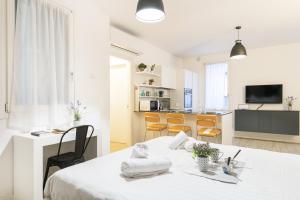 Easylife - Milano - Magolfa 1 N5 - Navigli