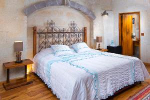 Double Room room in Terra Cave Hotel