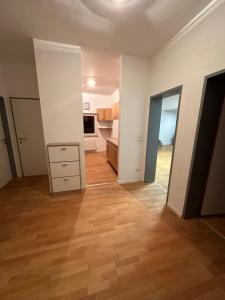 Geräumiges sonniges Apartment mit Bergblick