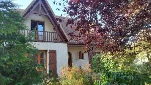 Maison de campagne près d'un plan d'eau et des belles forêts ! - 沙穆伊