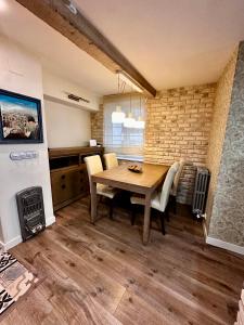 Atuaire Home Vista Catedral de Burgos