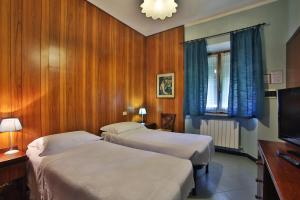 Camera Doppia con Letti Singoli con Bagno Privato