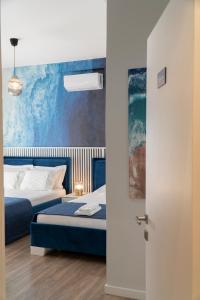 Oyster Central Suites