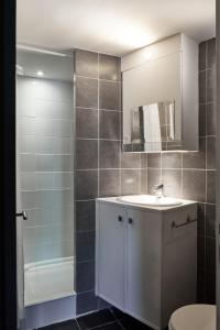 Flat Center Paris Louvre