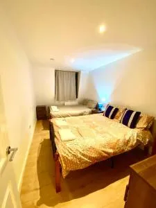One Bedroom Apartment in Ealing Broadway London - 伊灵