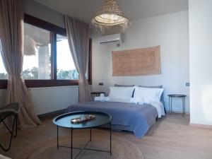 Seaview Apartment - Poros Relaxing Beachfront Flat
