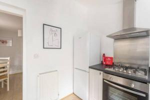 Victorian 2 Bedroom Home near the river Cam