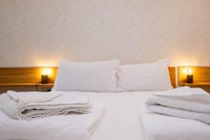 Stunning 5-bed 3-bath house close to the sea!