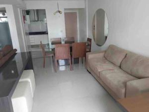 Apartamento ótima localização, local familiar