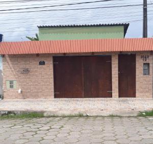 CASA TEMPORADA PERUIBE