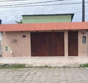 CASA TEMPORADA PERUIBE - Ana Dias