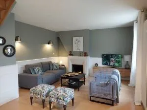 "Ô Tour's Angels" A Côté - 威尼