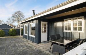 Stunning Home In Hadsund With Wifi