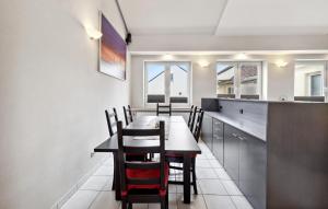 2 Bedroom Nice Apartment In Bremerhaven