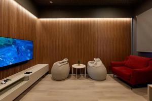 Sunset Cliffs Bright Oasis