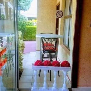 Keeme-Nao Self Catering Apartments