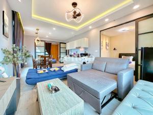 #8 Jesselton Quay City Pads Seaview by Zeluxo