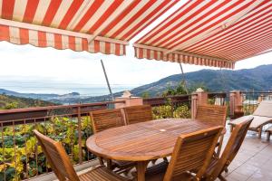 SESTRI Villa Vignolo with POOL