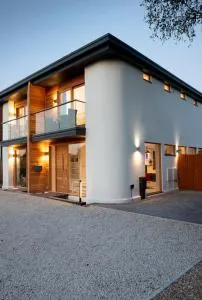 King Bed Joy Lane, Chichester near Goodwood - Lavant