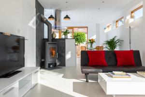 King Bed Joy Lane, Chichester near Goodwood