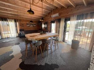 Jack und Benny Insel Bojana